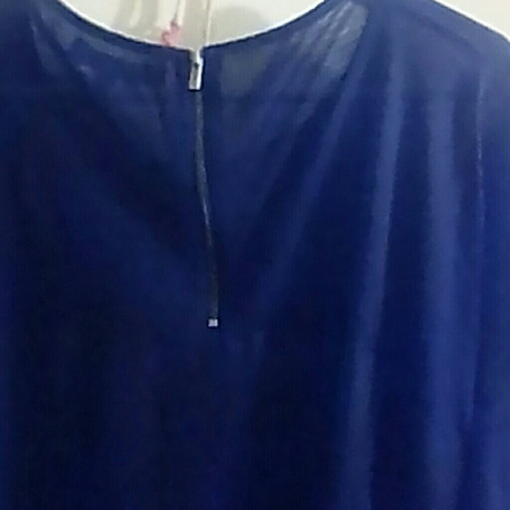 Blouse - Picture 3 of 3